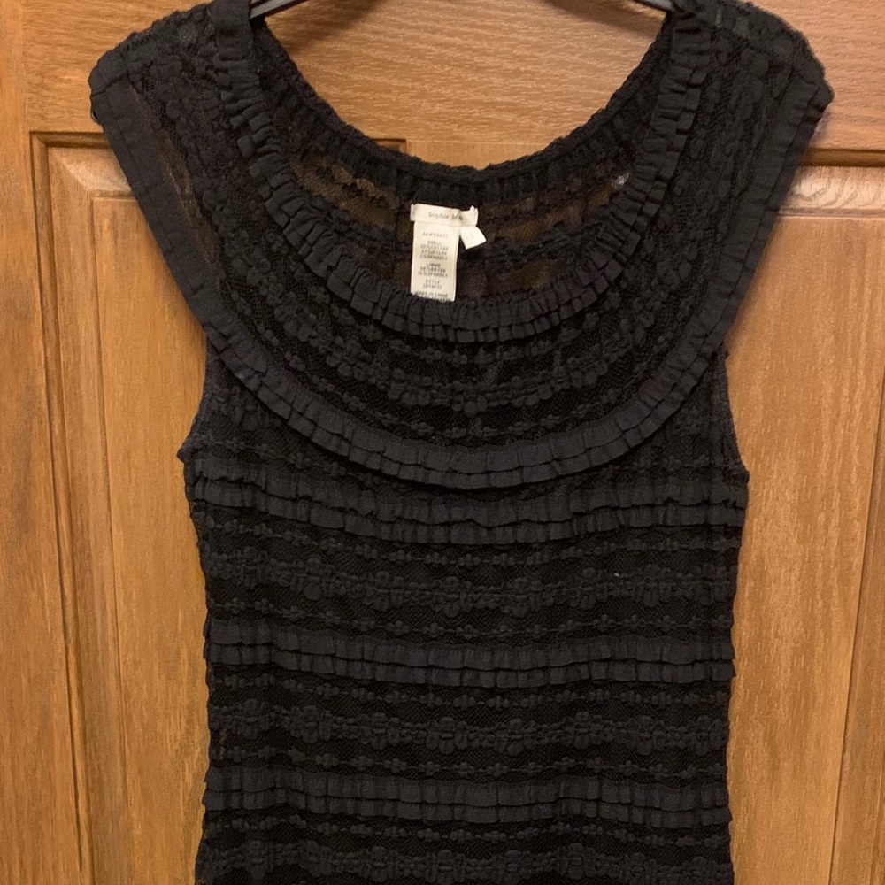 Pretty black dress